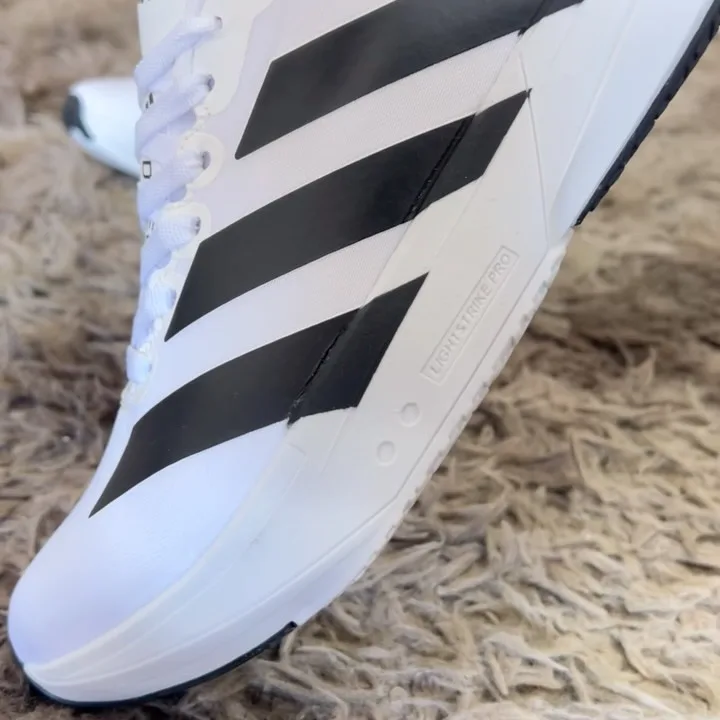 Adidas Adizero branco e preto