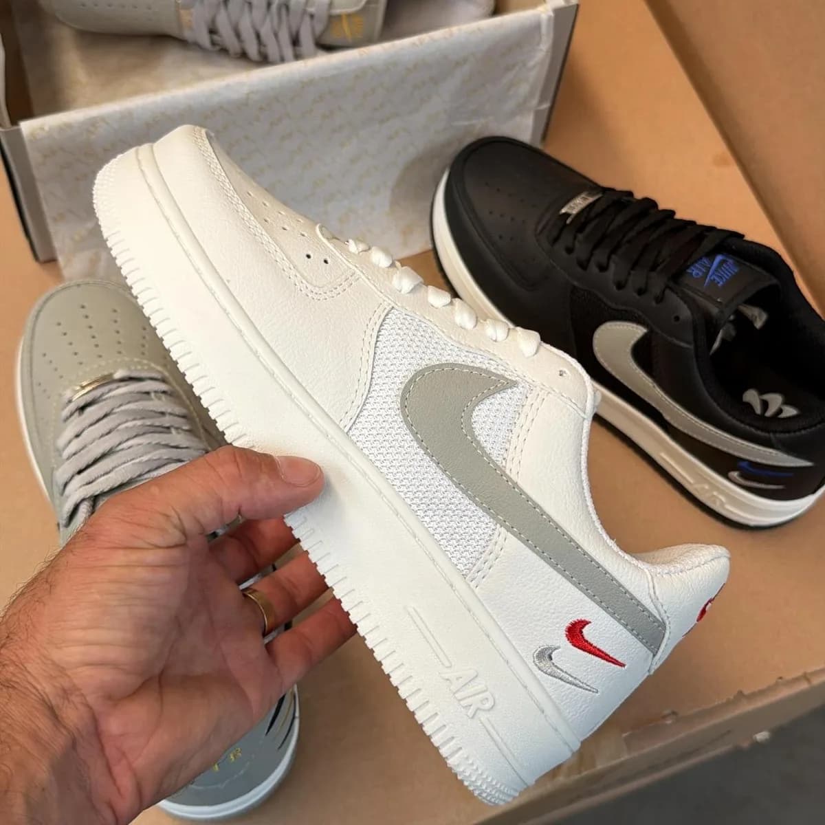 Air Force 1 creme e cinza