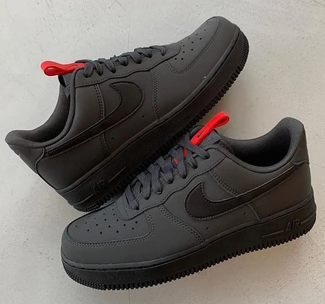 Air Force 1 marrom-escuro